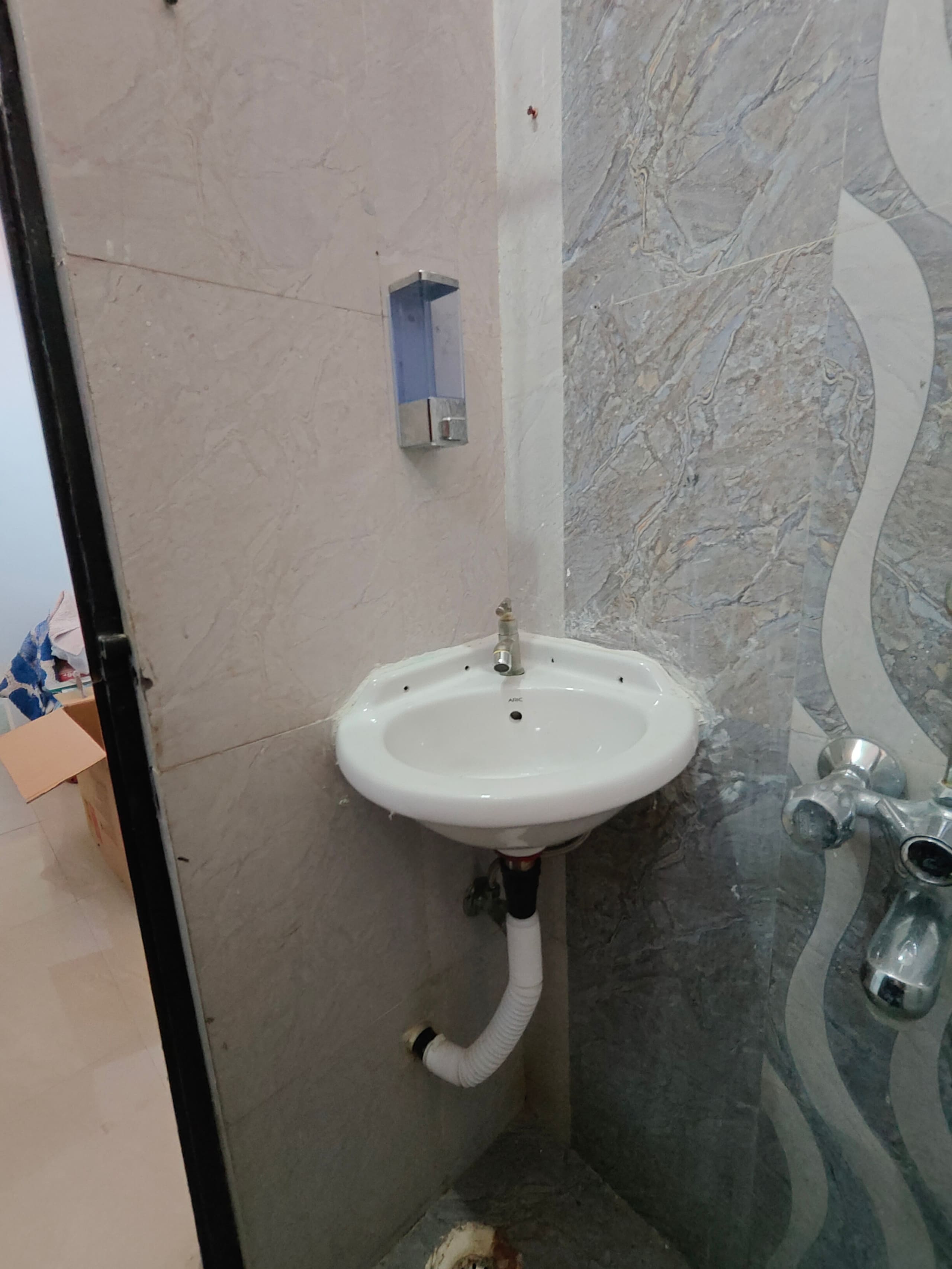 The Spacious Retreat AC 2BHK Much more - Tap to explore photos