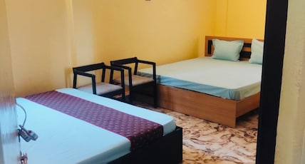 Shree Ram SIA Hotel and Banquets Room Type - AC Deluxe Quadruple Room with Electric kettle, Free WiFi Shree Ram SIA Hotel and Banquets Room Type - AC Deluxe Quadruple Room with Electric kettle, Free WiFi