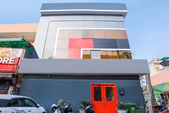 Super Hotel O Nawada Metro