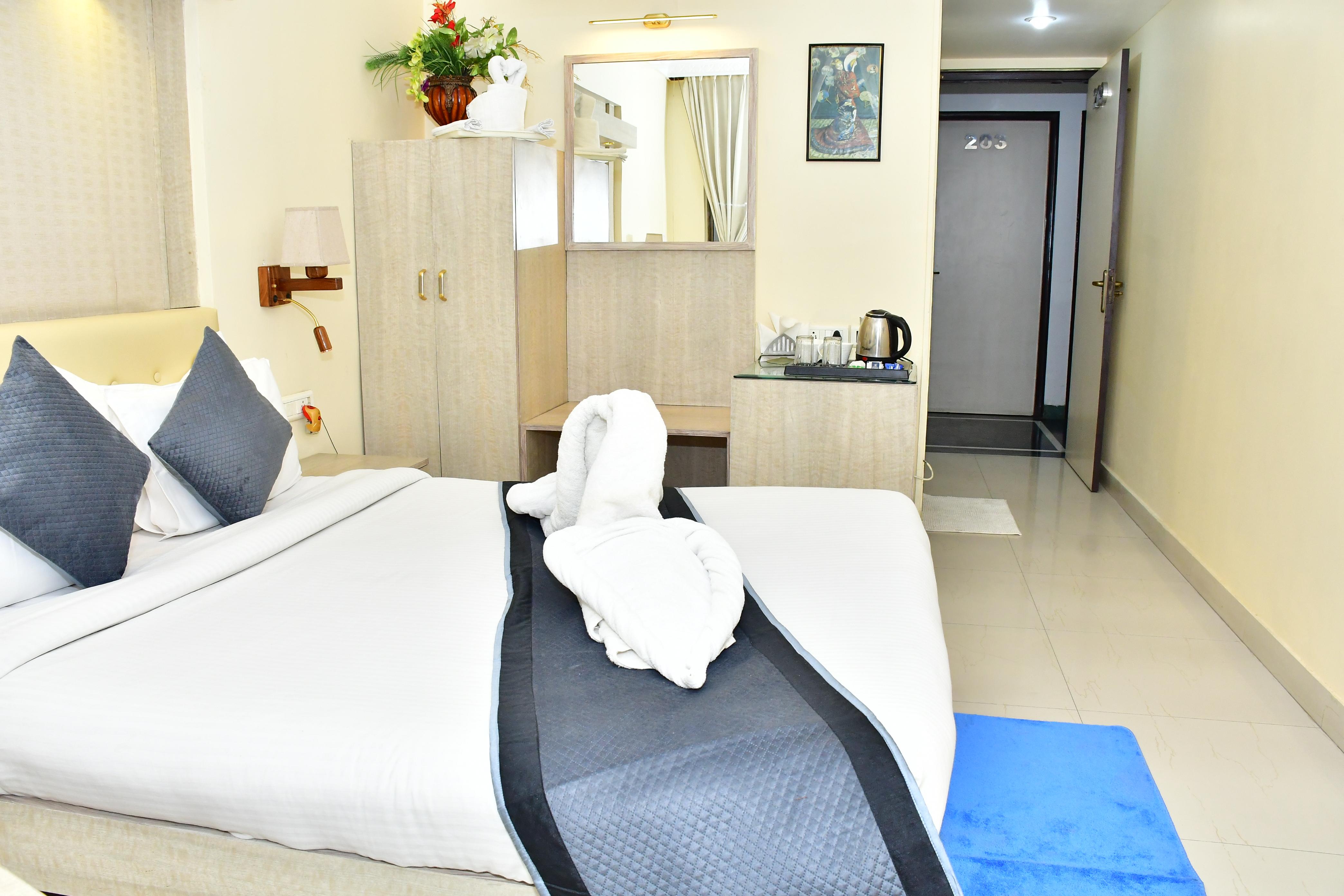 RASS HOTEL - Tap to explore photos