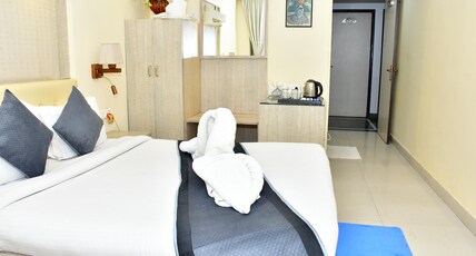 RASS HOTEL Room Type - DELUXE ROOM