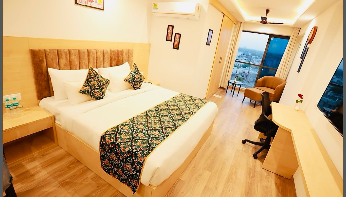 The Grand Anukampa Hotel Suites M Leo - Tap to explore photos