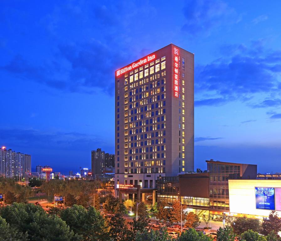 Hilton Garden Inn Xi'an High-Tech Zone - Tap to explore photos