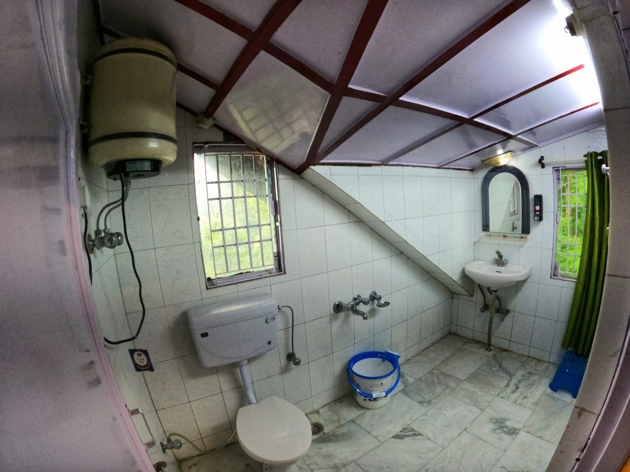Snow View House| Rooms in a Homestay - Tap to explore photos
