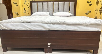 Aabha plaza (Home Stay) Room Type - Bedroom