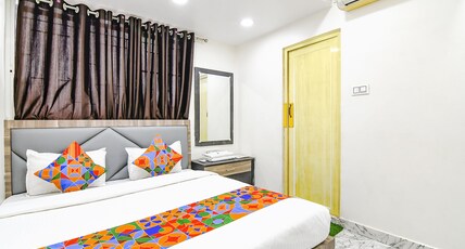 Via SR Royale Room Type - Deluxe Rooms