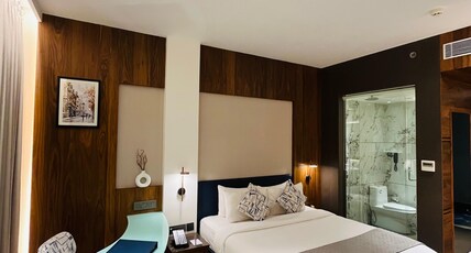 Purple Orchid Suites Room Type - PURPLE SUITE ROOM