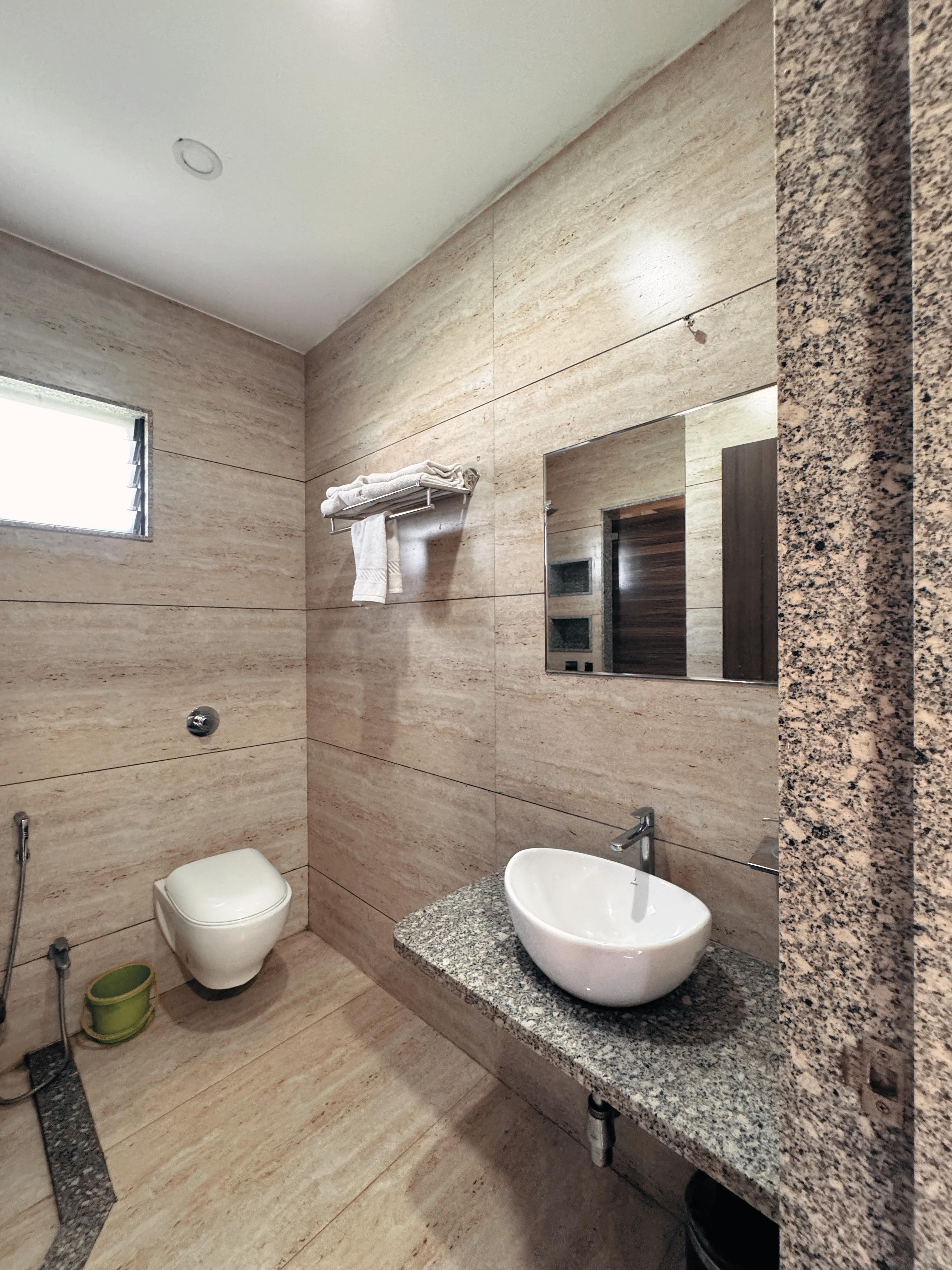 Hotel Gopala Palace - Tap to explore photos