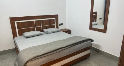 SHEESH MAHAL RESIDENCY Room Type - Deluxe