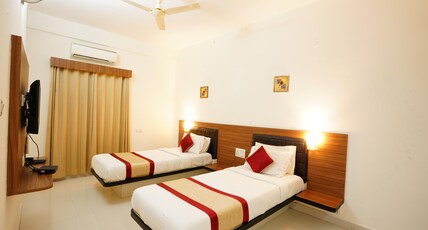 Grand Bee Hotel Room Type - Executive Double Room