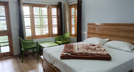 Cedar point homestay Room Type - Bedroom 3