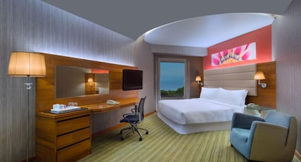 Four Points By Sheraton, Visakhapatnam- Marriott International Room Type - 1 King Bed, Pool View, Balcony Guest Room Four Points By Sheraton, Visakhapatnam- Marriott International Room Type - 1 King Bed, Pool View, Balcony Guest Room