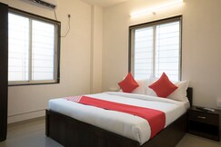 Hotel O RVC Hospitality Near Pune Airport