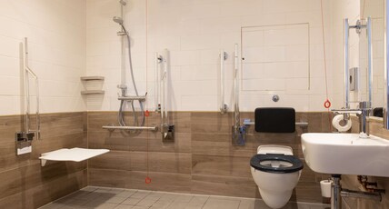 Hilton Nottingham Room Type - KING ACCESSIBLE GUEST ROOM