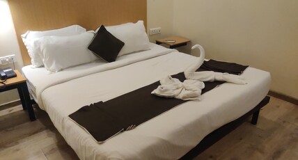 Vishnu Paradise Room Type - Standard Double Ac Room