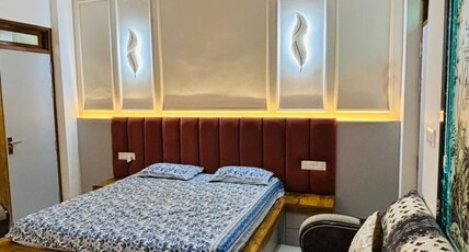 The Vevet Nest Room Type - Ivory