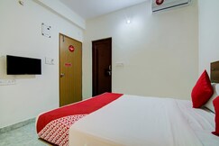 Rooms of Super Hotel O Varcity Comforts Near St. John Medical College