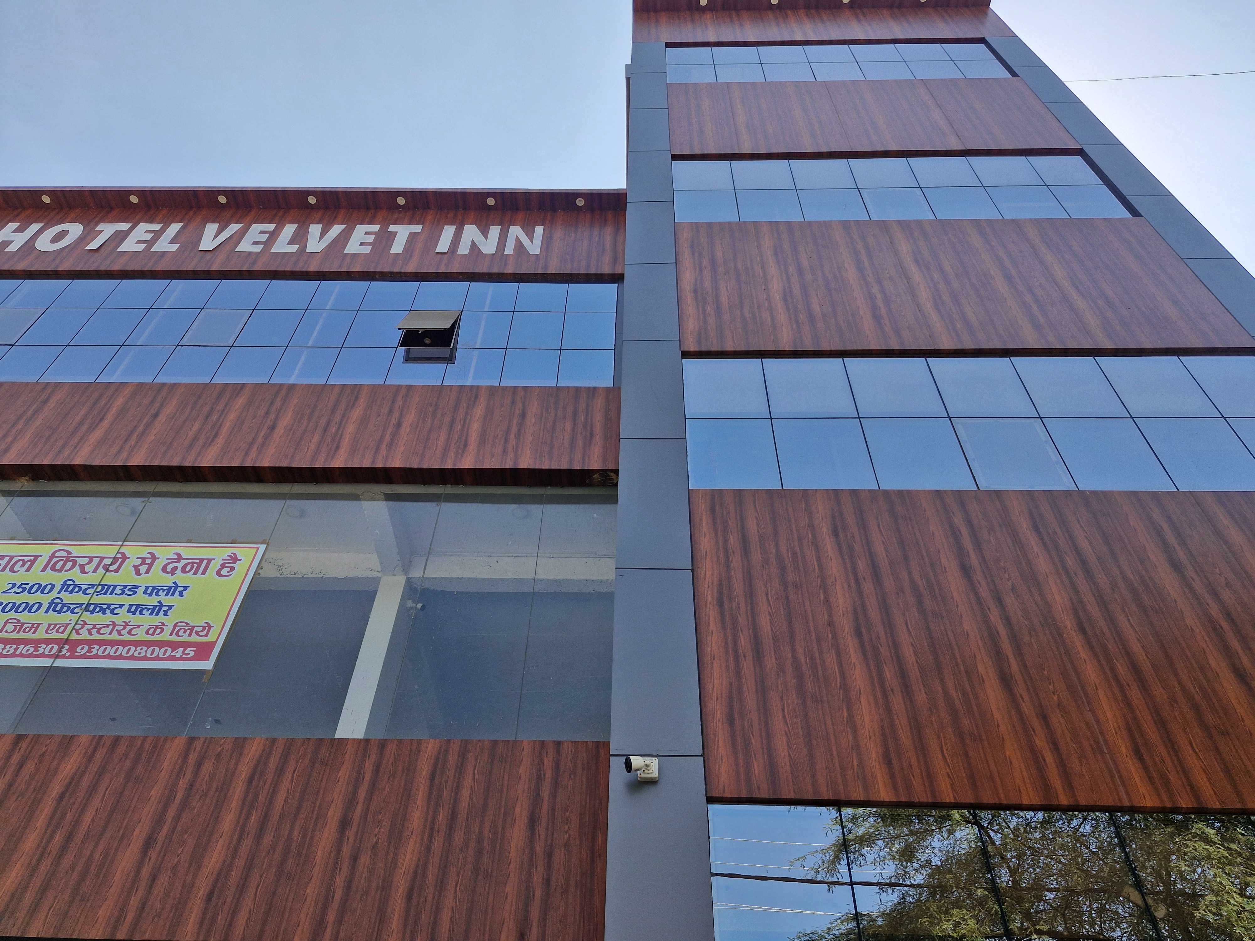 Hotel O Velvet Inn - Tap to explore photos