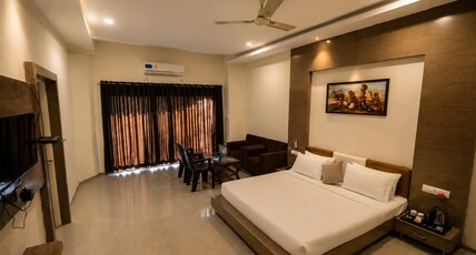 TGI Jahaj Mahal Hotel Room Type - Executive room