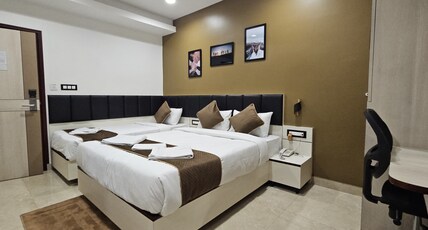 THE EXECUTIVE INN Room Type - Triple Bedded Family Room