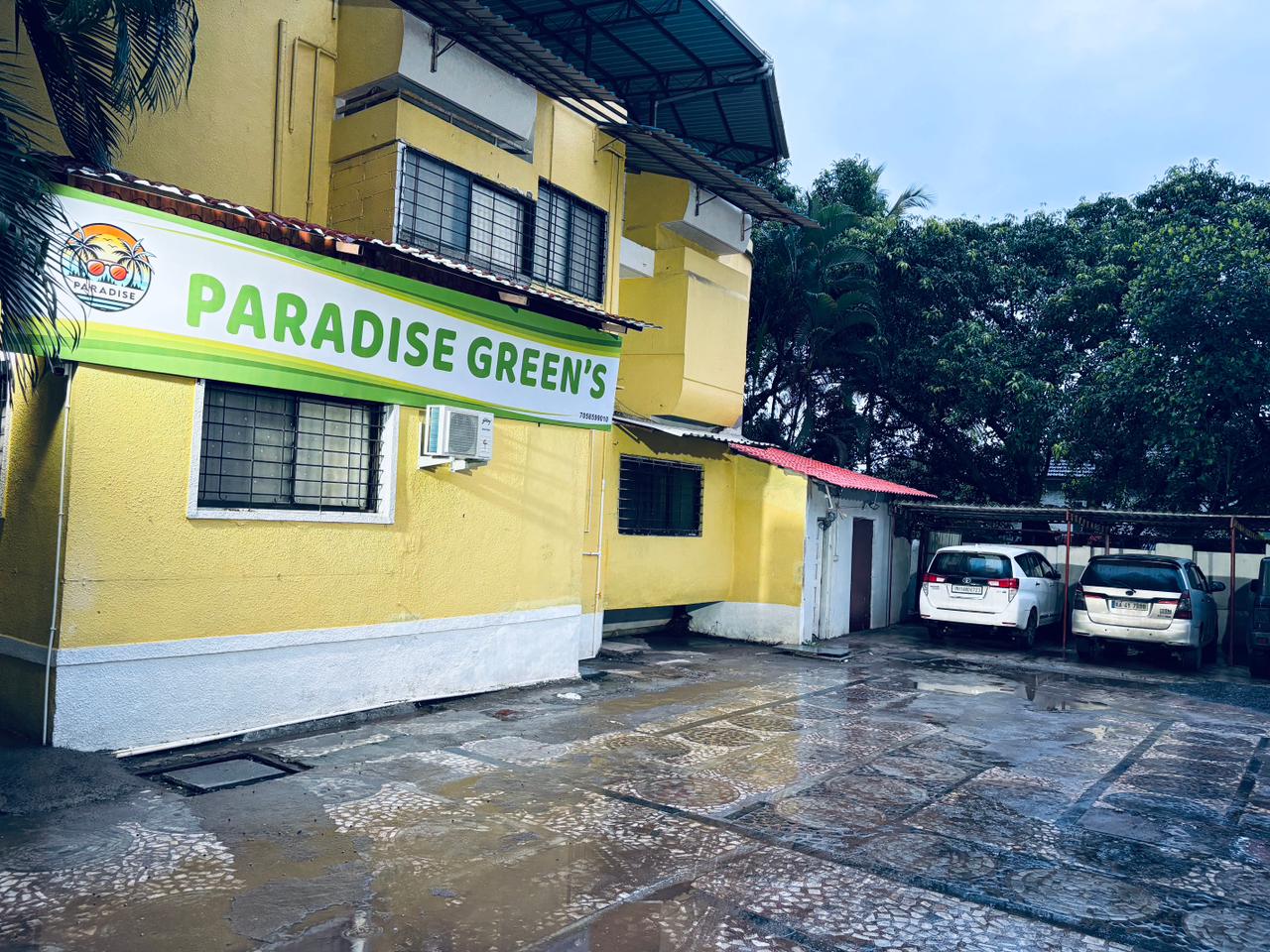 Hotel Paradise Green's - Tap to explore photos