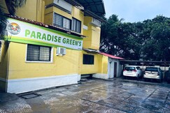 Rooms of Hotel Paradise Green's