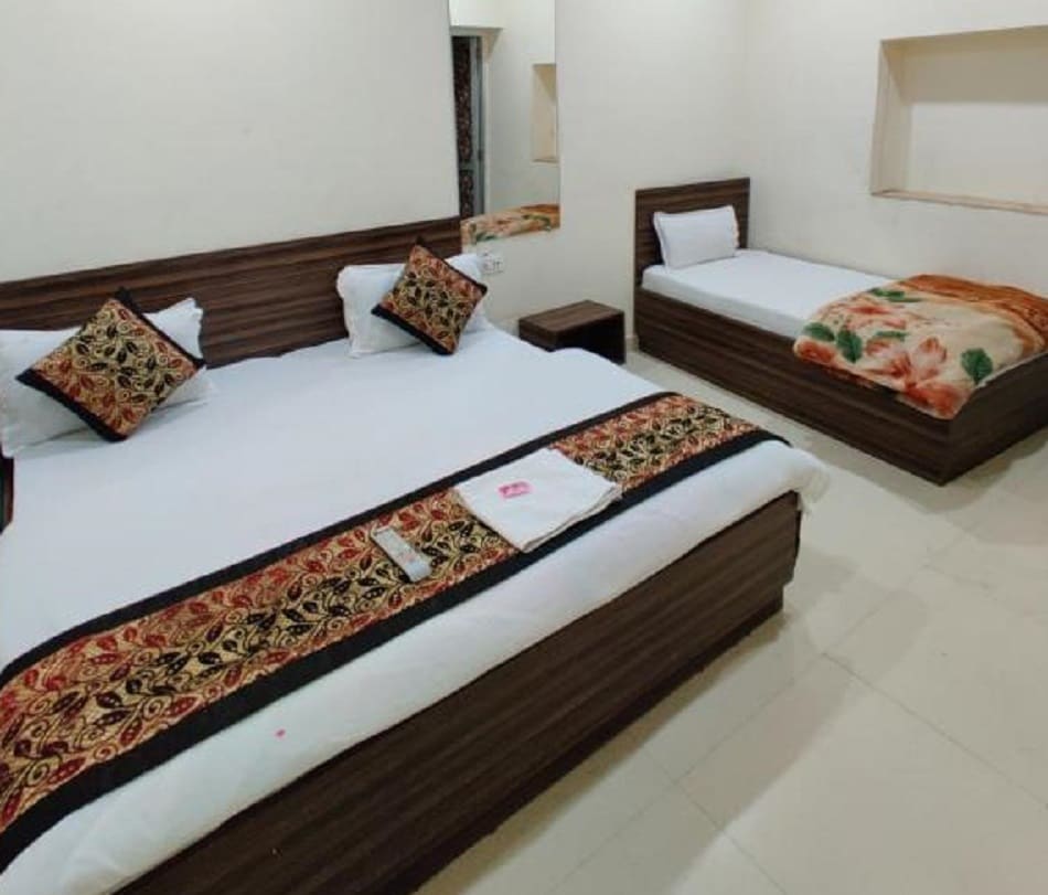 Rujhan BnB | Just 2 mins walk to Golden Temple - Tap to explore photos