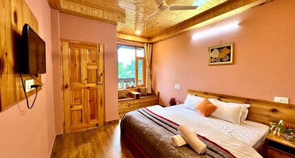 Rustic Roots Room Type - Standard Bedroom 2