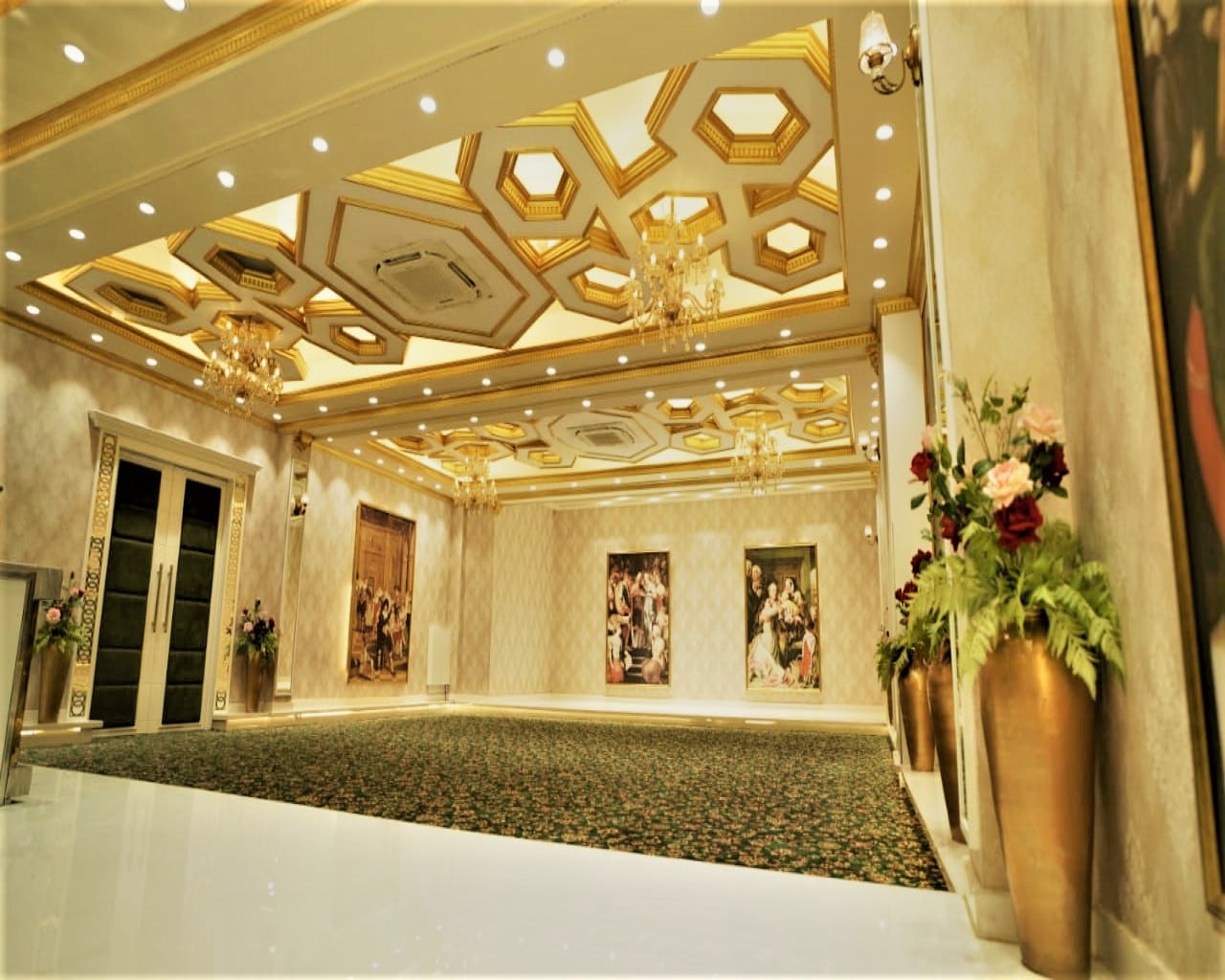Main gallery