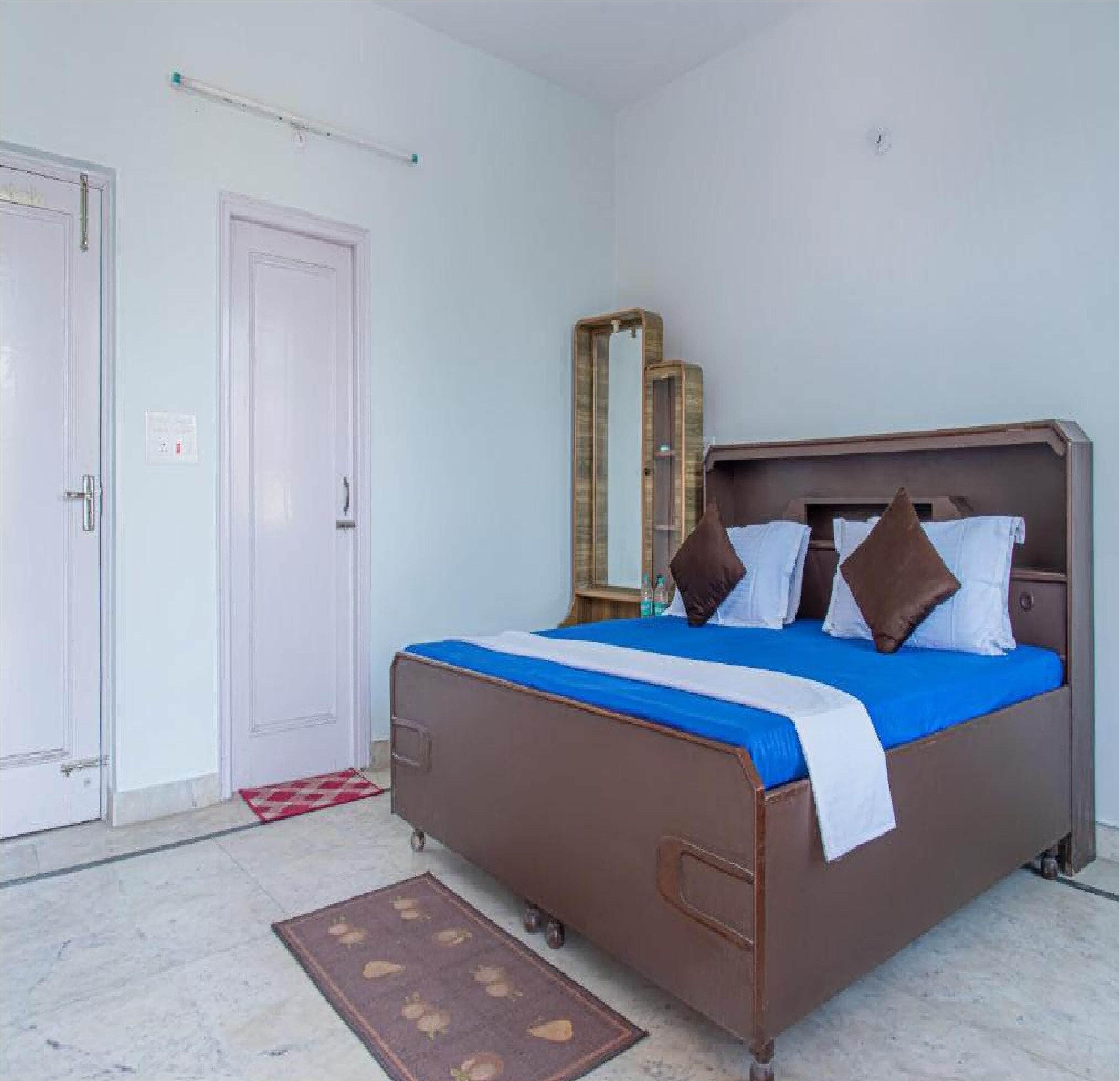 Tipsy Villa 4 rooms - Tap to explore photos