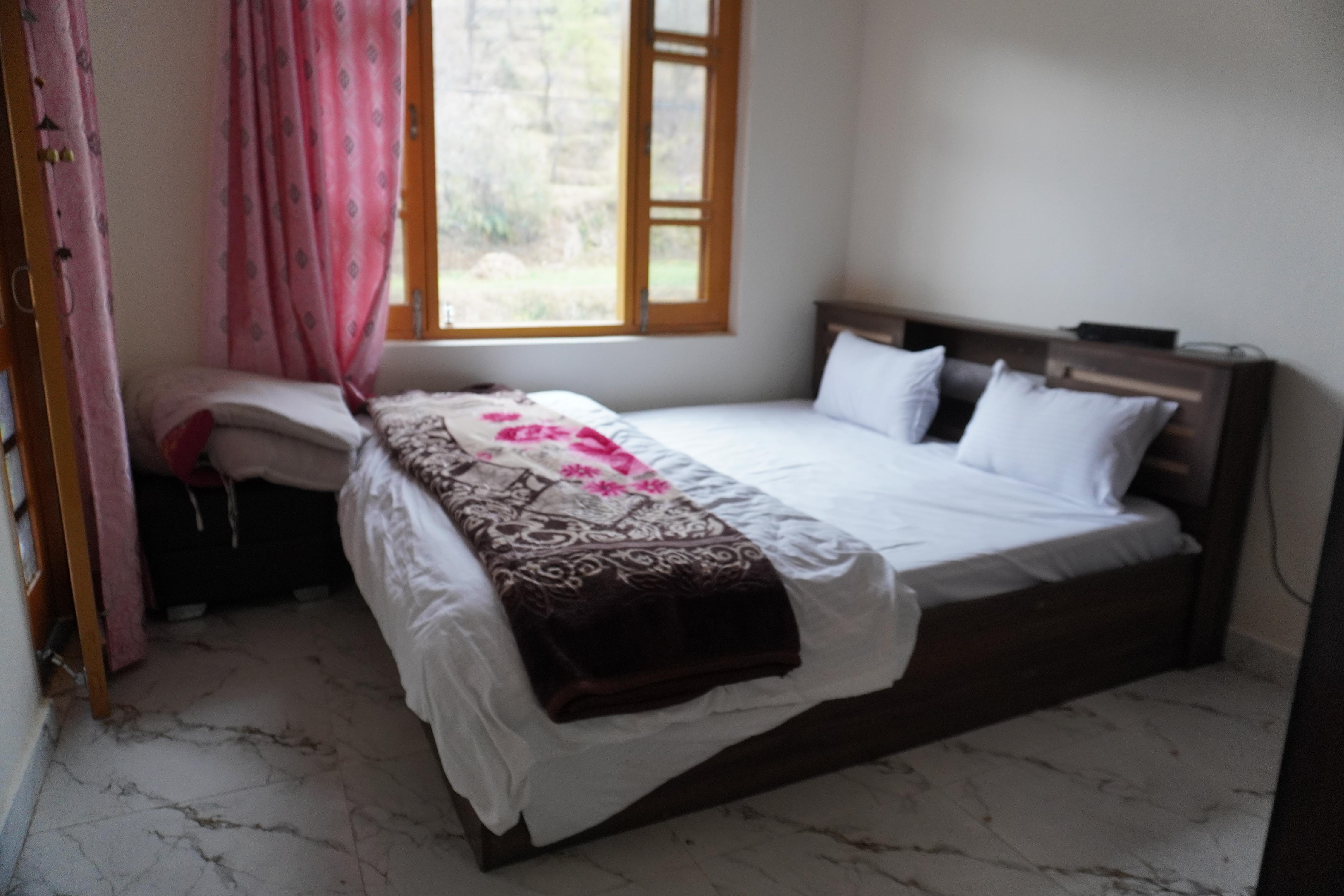 Tranquil Trails Home Stay Naddi 1BHK - Tap to explore photos