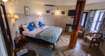 Udechee Huts Room Type - Deluxe Single Room Cottage
