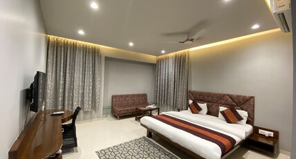 RUDRAKSH INN Room Type - Deluxe Room