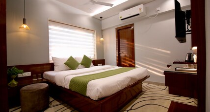 Evara-Meraki Inn Room Type - Deluxe Room