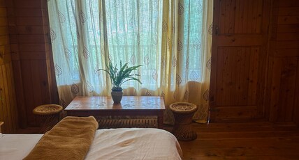 The Woods - Tirthan Valley Room Type - Deluxe Family Room