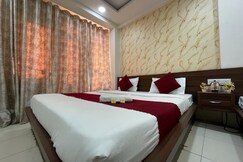 LOTO MAHAKAL TEMPLE UJJAIN TOWER CHOWK