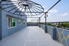 FabHotel Skyview