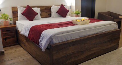 Isaki Suites by Ivory Stays Room Type - Suite Room with Bathtub