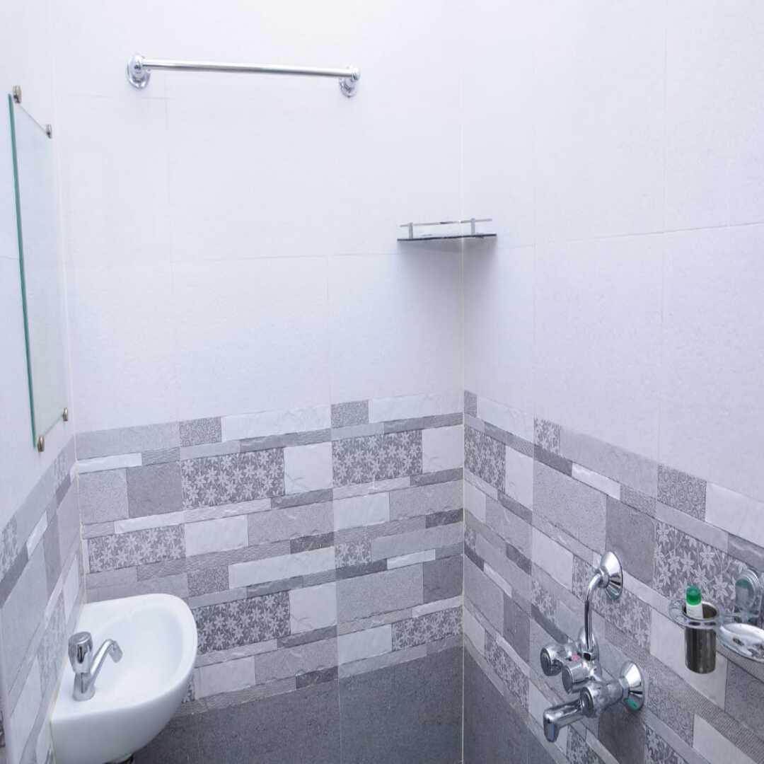 Sleep Inn Guest Rooms - Tap to explore photos