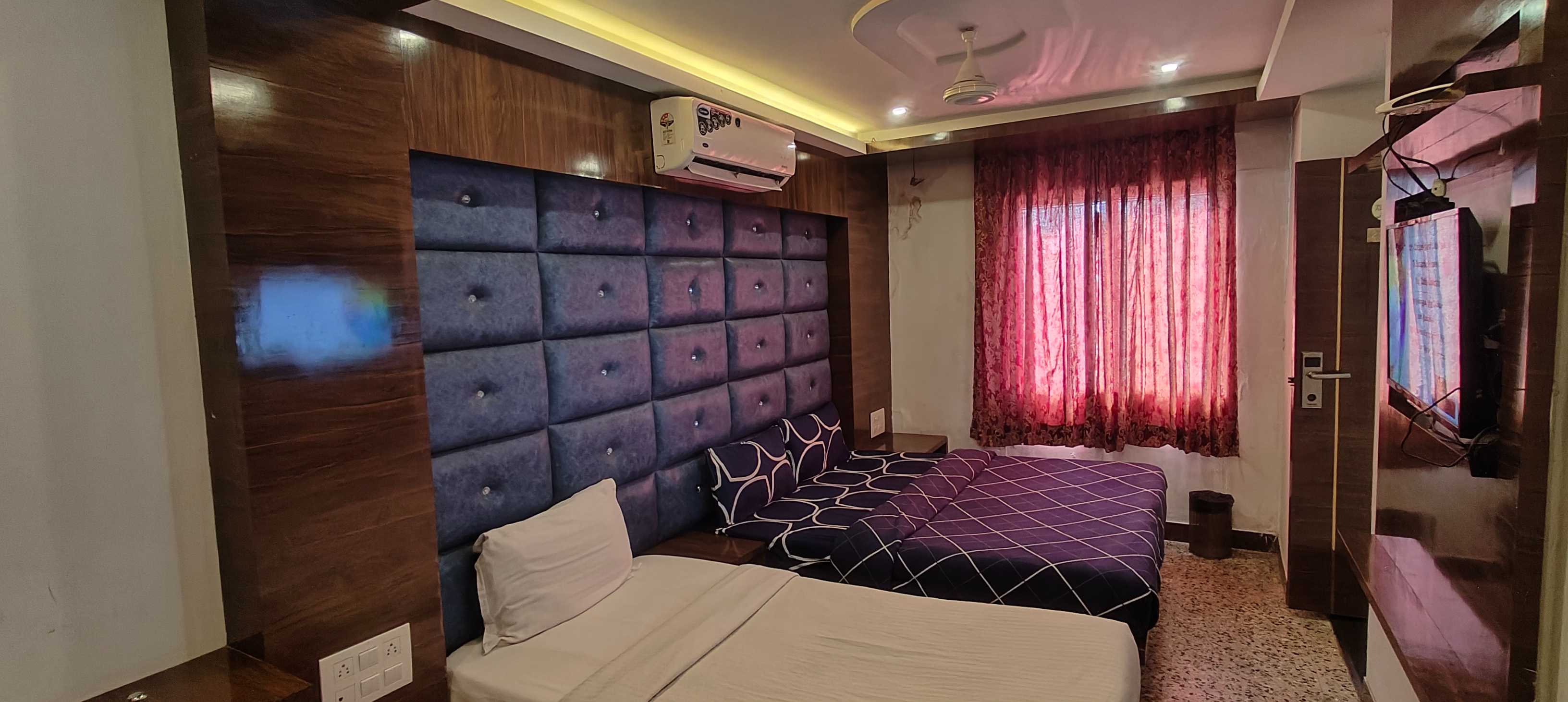Hotel O JK Guest House - Tap to explore photos