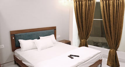 Hotel Vrindavan Vatika Room Type - Royal Room