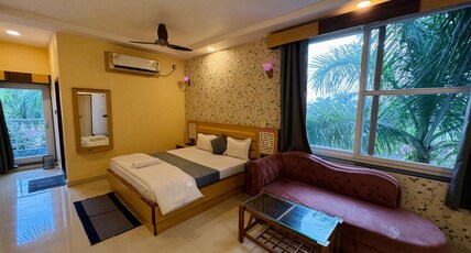 HOTEL TEMPLE TREE Room Type - Super deluxe with balcony