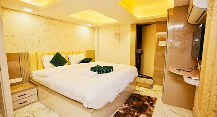 J.R RESIDENCY HOTEL Room Type - Deluxe Room