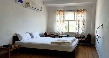 Hindupura Residency Room Type - Deluxe Room Hindupura Residency Room Type - Deluxe Room