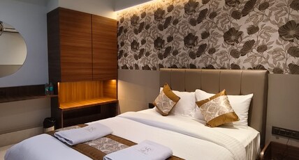 Mi Residency Lodging And Boarding Room Type - Deluxe Room