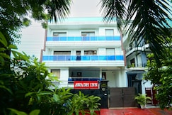 Hotel Awadh Inn