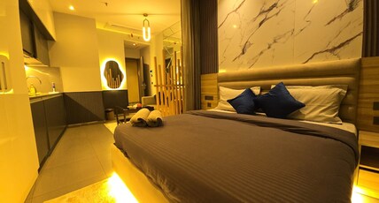 Mirror Magic by Luxury Loft Room Type - Mirror Magic by Luxury Loft