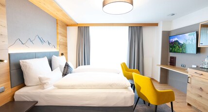 Best Western Plus Hotel Alpenhof Room Type - 1 Double Bed, Comfort Room, Balcony Or Terrace, Flat Screen Television, Mini Bar, Free W-Lan, Full B Best Western Plus Hotel Alpenhof Room Type - 1 Double Bed, Comfort Room, Balcony Or Terrace, Flat Screen Television, Mini Bar, Free W-Lan, Full B