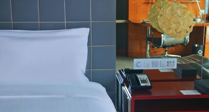InterContinental Shanghai Expo Room Type - Premium Room
