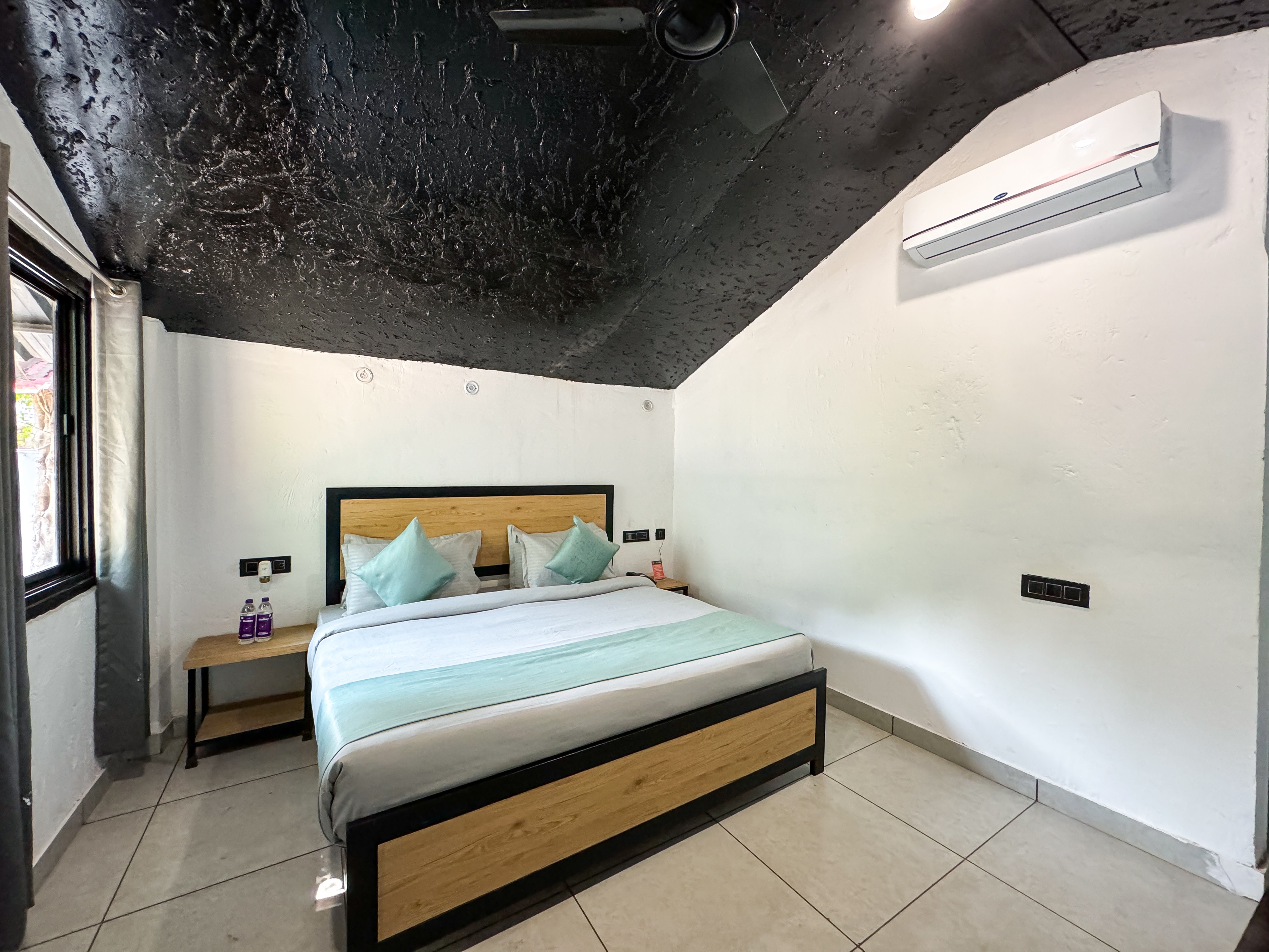 Euphoric River Resort - Tap to explore photos